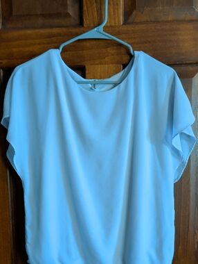 Light Purple Women's Short Sleeve Blouse